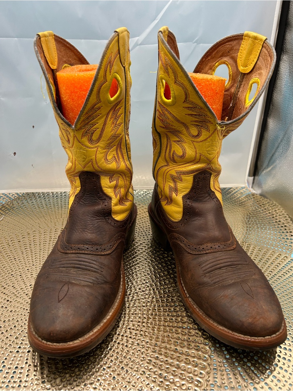 Ariat men 9 vintage rodeo yellow cowboy boots